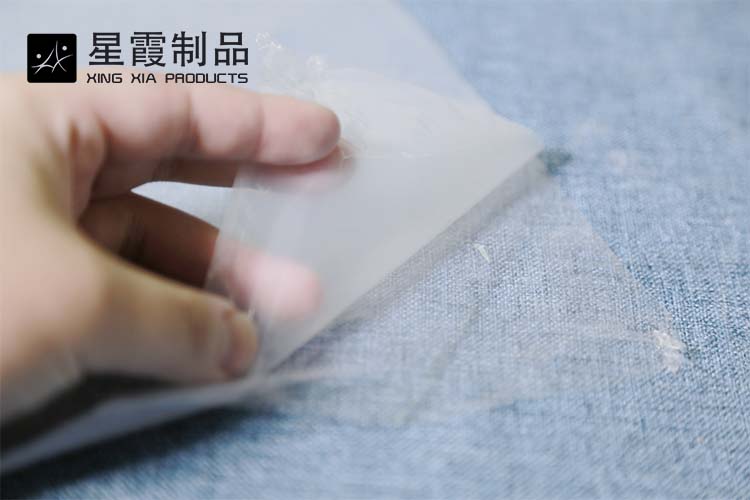 粘纸用带PE离型膜的热熔胶膜